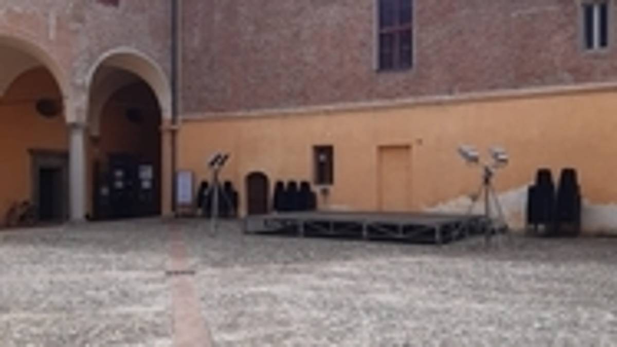 Imola, spazio eventi a palazzo Monsignani