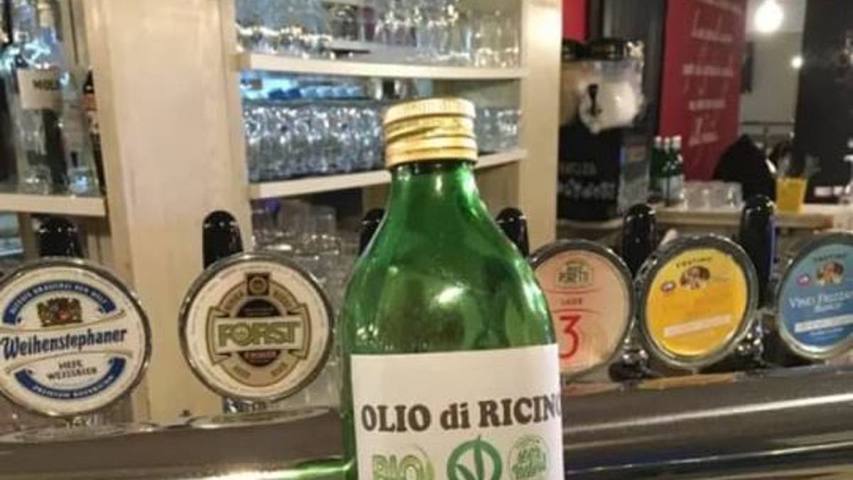 Olio di ricino ai sinistrati. Bufera sul coordinatore di Forza Italia a Rimini