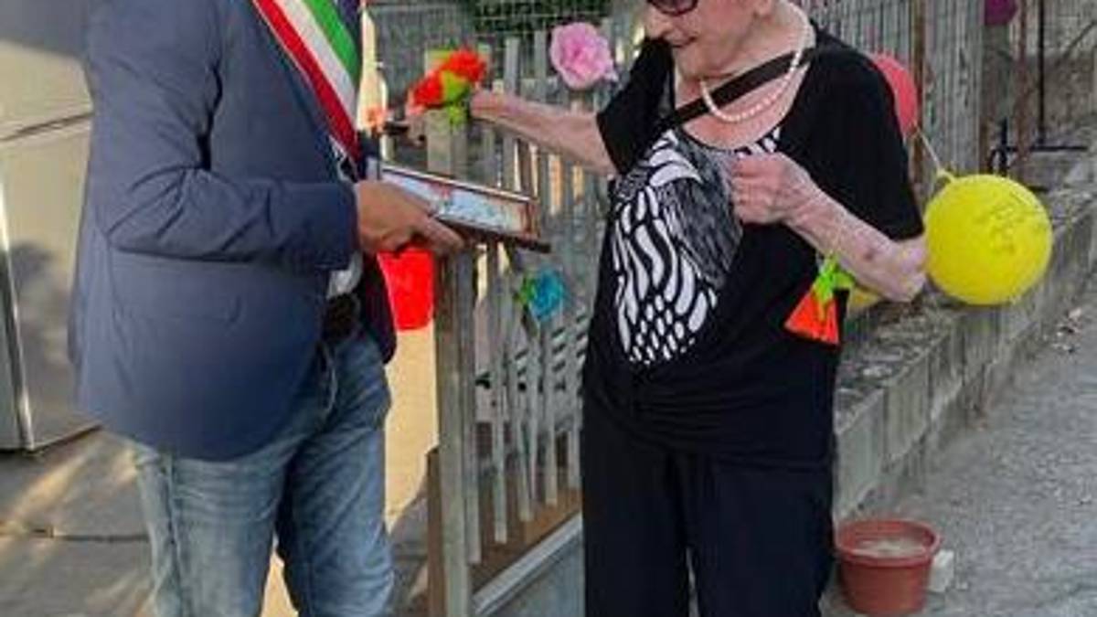 Fu la prima bambina a nascere a Gatteo Mare: Primula compie 100 anni