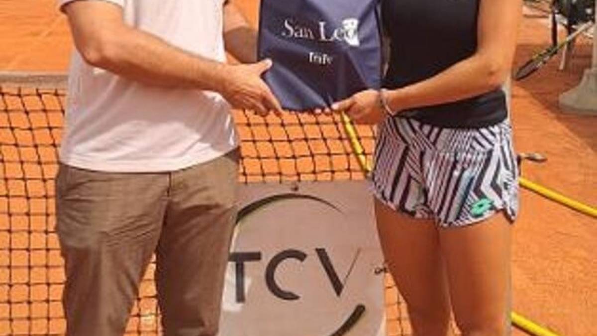 Tennis, Lucia Bronzetti premiata dal sindaco di San Leo
