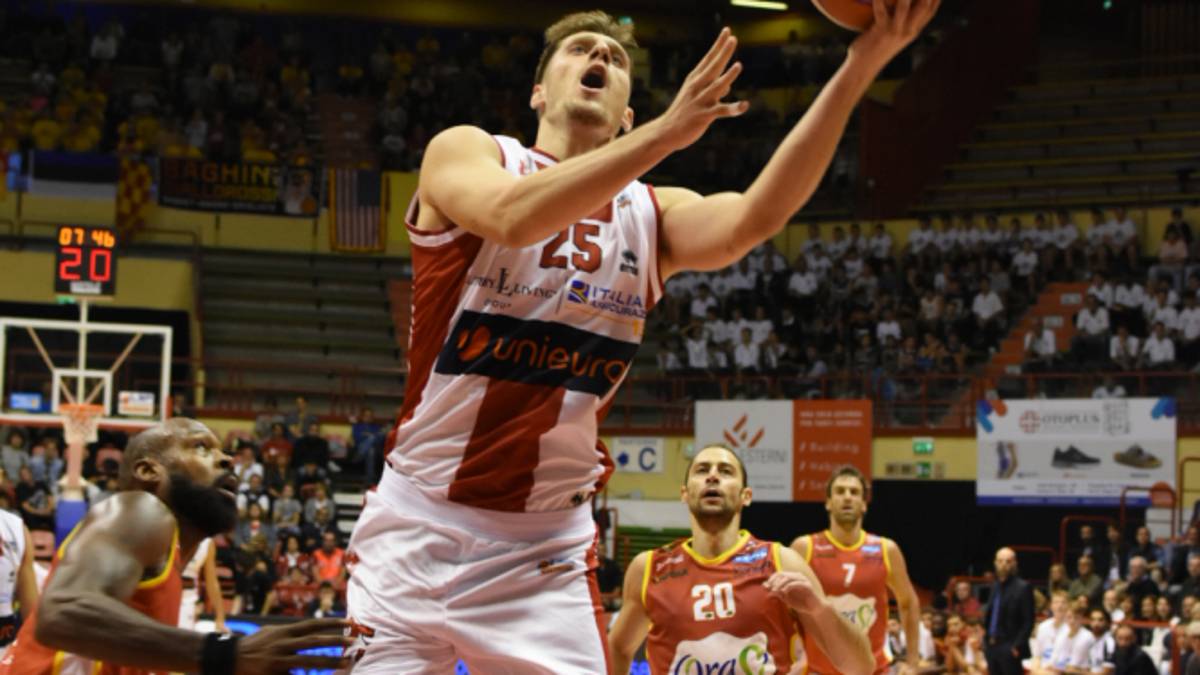 Basket A2 girone Est, Unieuro-Verona si giocherà a mezzogiorno