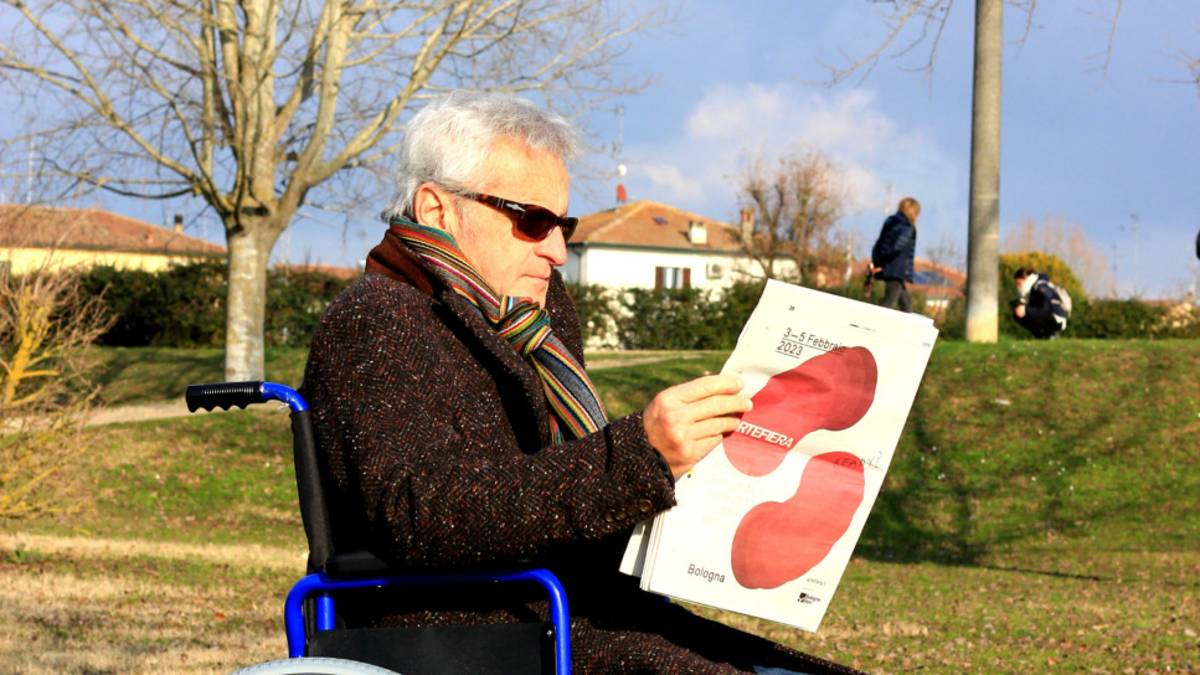 Lugo, il progetto Dona la magia del Natale dell'Auser frutta l'acquisto di una carrozzina