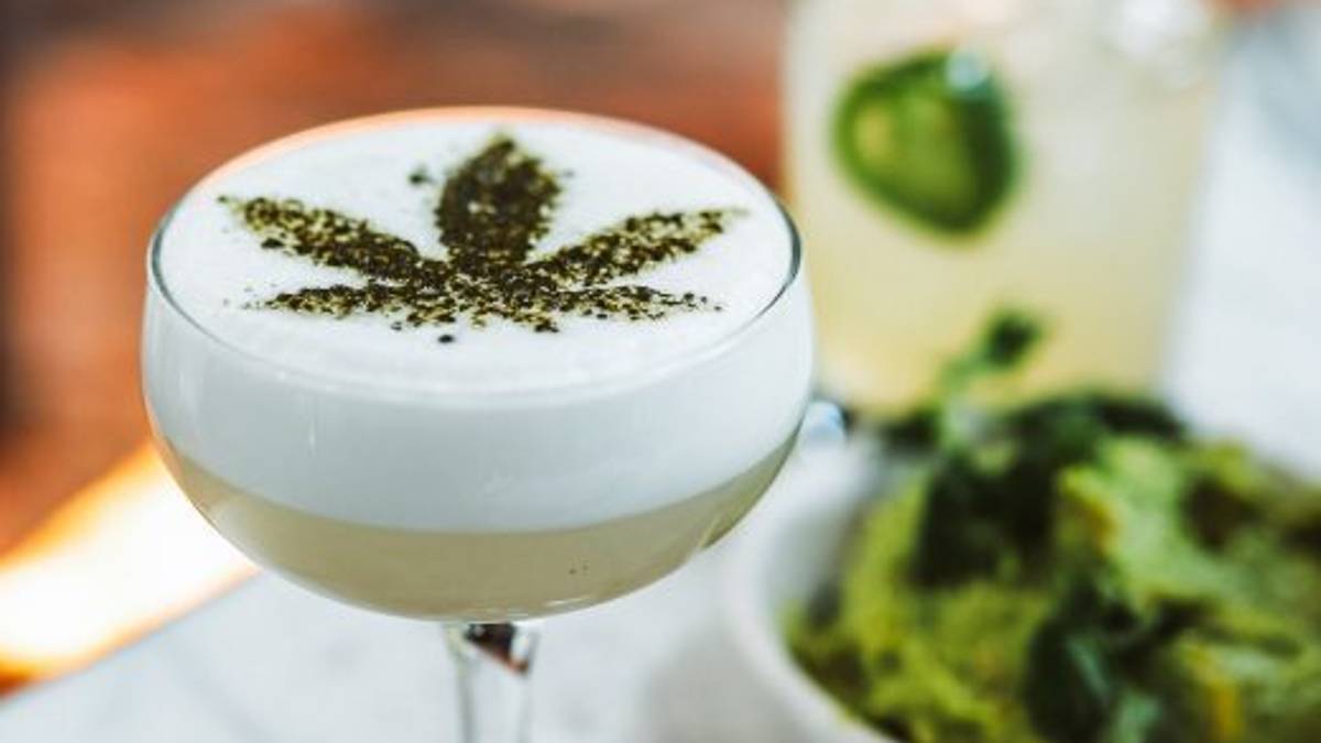 Predappio, infusi alla marijuana per calmare i genitori 90enni, arrestato