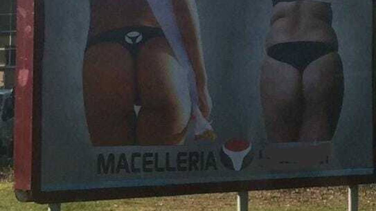 Misano. Manifesti del macellaio sessisti rimossi dopo le proteste