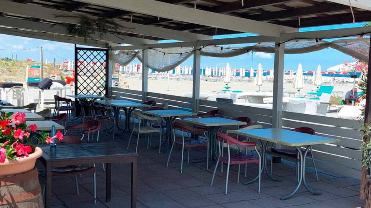 Il bagno Federico, ripristinato dopo 24 ore di lavoro
