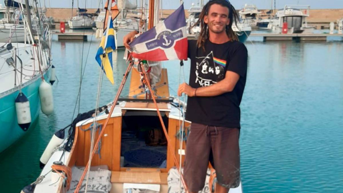 Da Cervia al Gargano in solitaria, un ragazzo di 23 anni sulla barca che fu di Simone Bianchetti