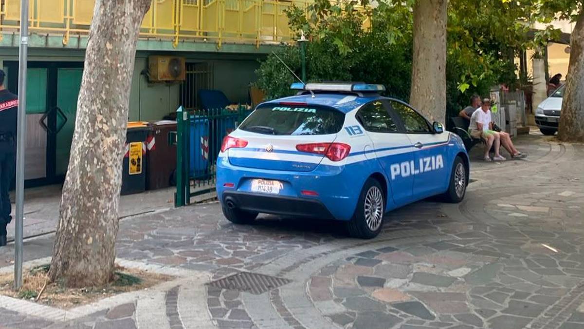 Igea Marina, sgombero all’Hotel Sidney