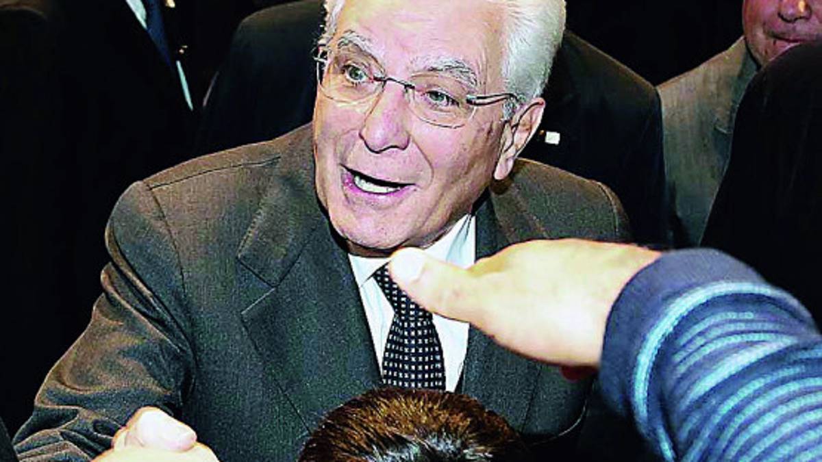 Sergio Mattarella al Teatro Galli di Rimini ad agosto con il maestro Muti