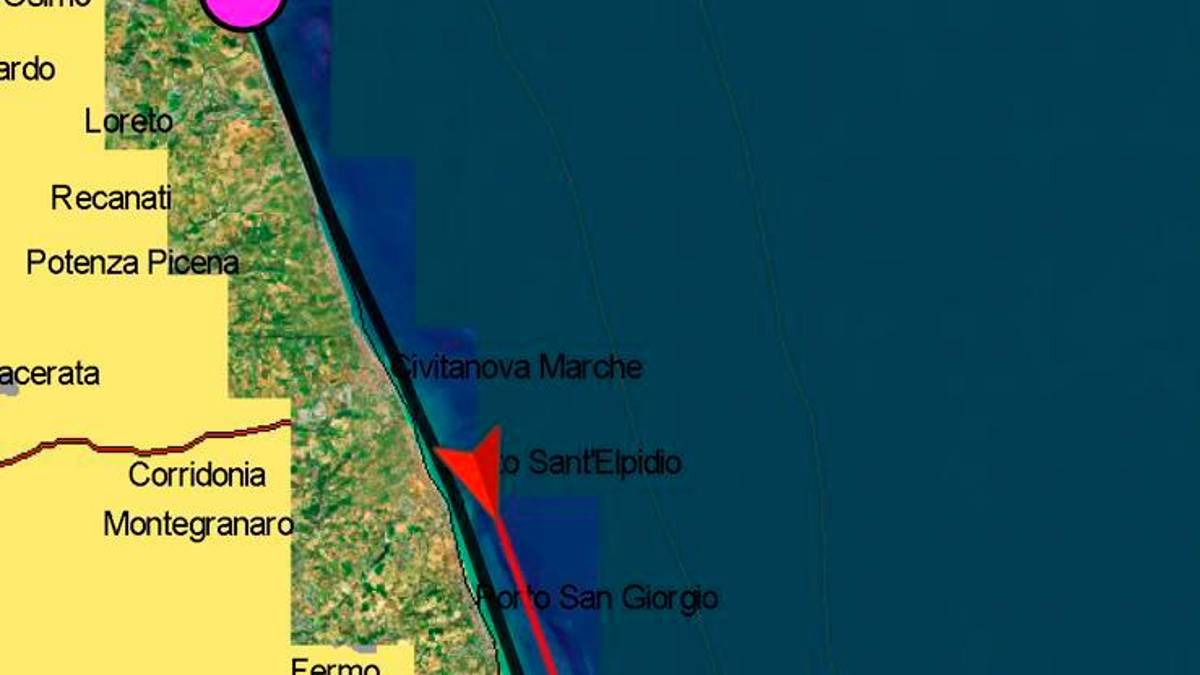 Da Cervia al Gargano in solitaria, un ragazzo di 23 anni sulla barca che fu di Simone Bianchetti