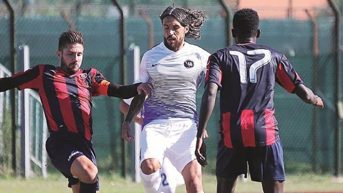 Santarcangelo, arrivato uno stipendio, ma si anima il mercato
