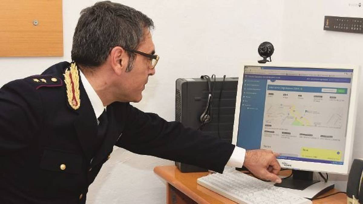 Spacciava droga davanti a scuola a Forlì: ora spera di cancellare il reato