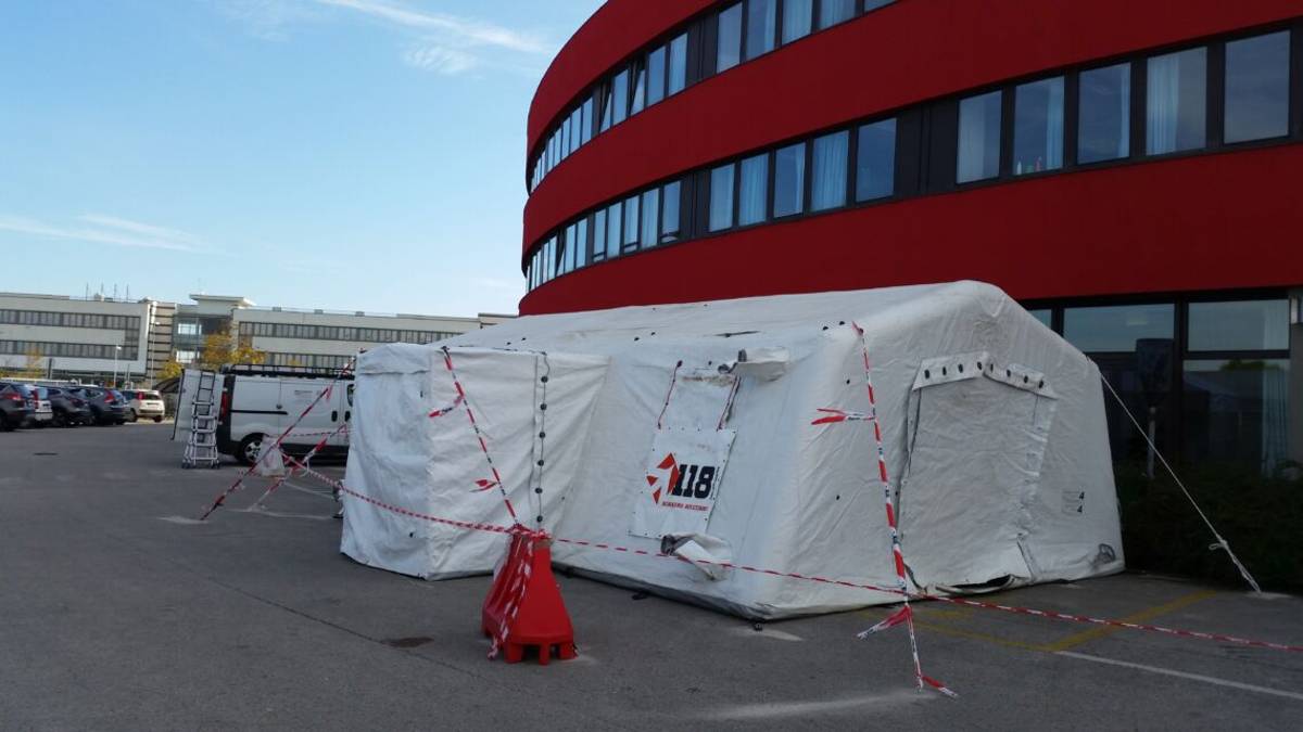 Emergenza tamponi, un nuovo drive through a Rimini