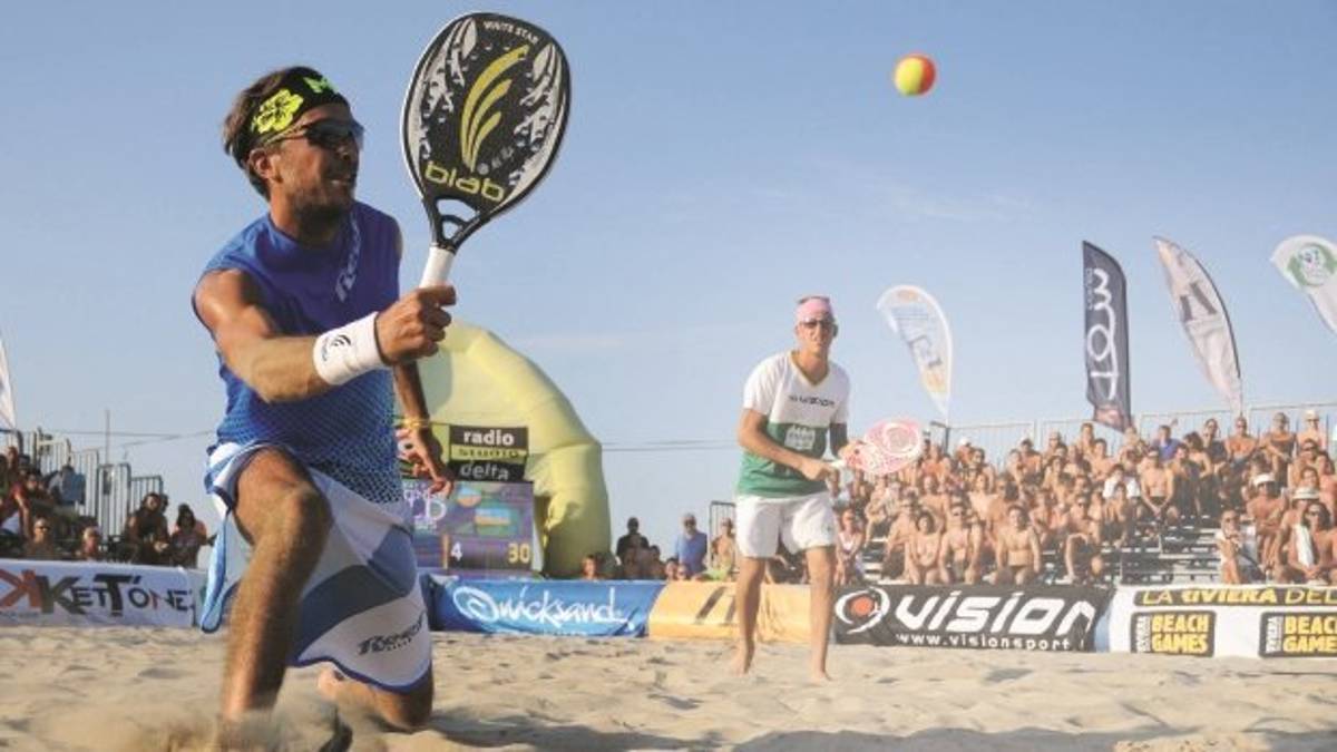 I campionati mondiali di beach tennis a Pinarella di Cervia