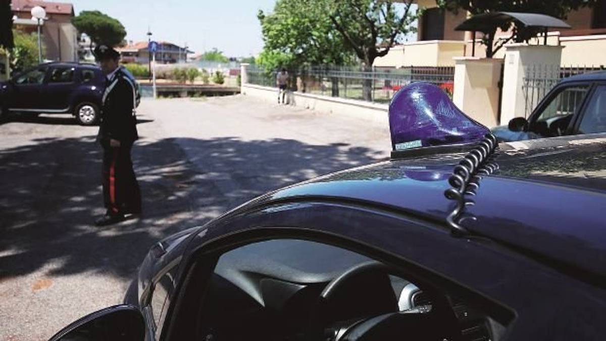 Cattolica, carabiniere spara al ladro. Caso archiviato: «Legittima difesa»
