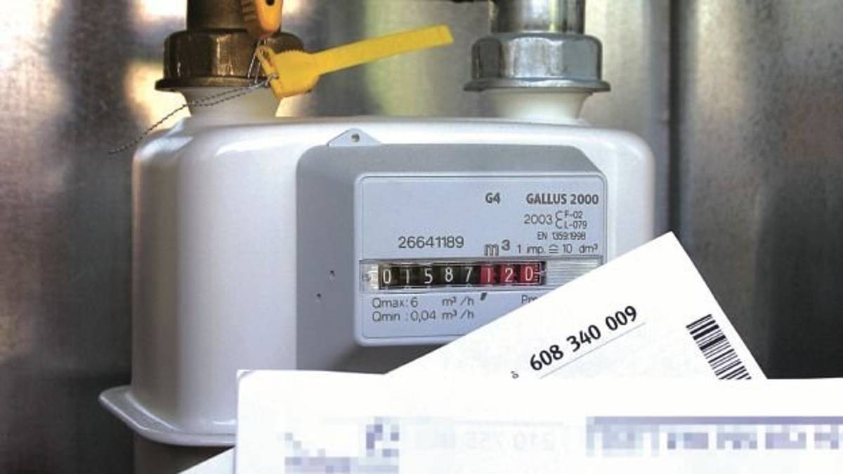 Battaglia del gas a Rimini, l'appello: Fate i bravi, non insultate gli operatori del centralino