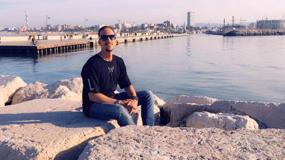 Alberto Ananke e Happiness, canzone inno alla felicità