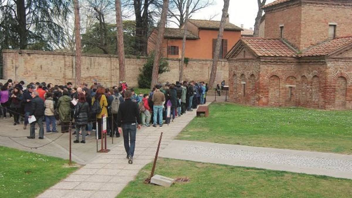 Assalto ai monumenti nel fine settimana pasquale