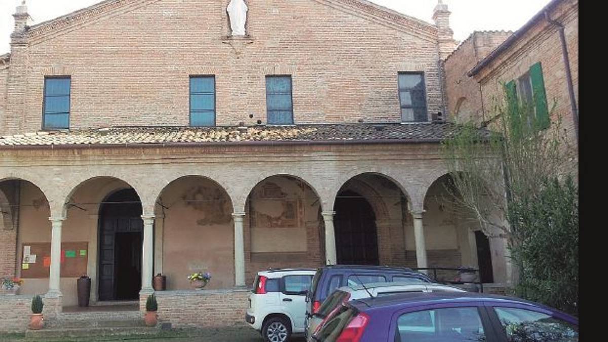 Suora mette in fuga il ladro: frati derubati in convento