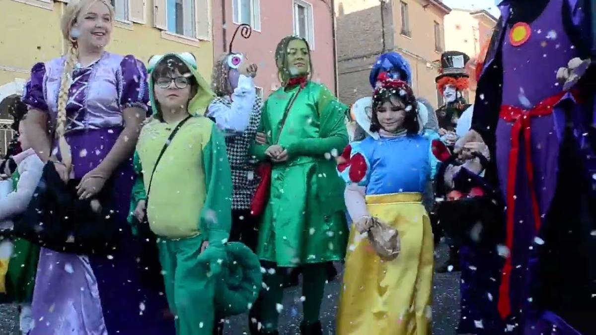 Ravenna, i colori del Carnevale dei ragazzi in centro VIDEO GALLERY