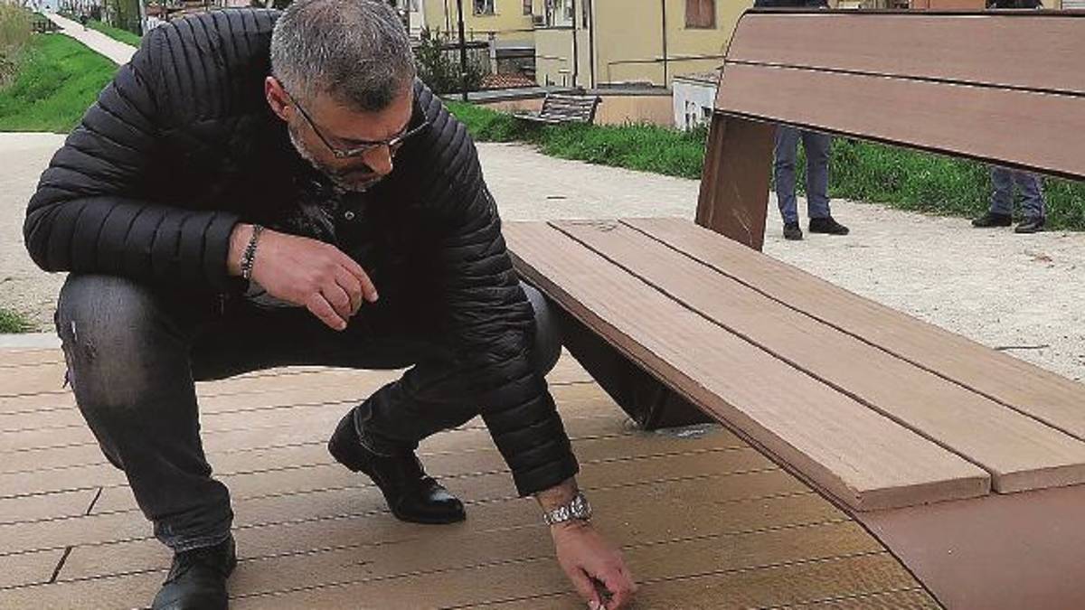 Ucciso con due colpi di pistola: c’è un video dell’omicidio