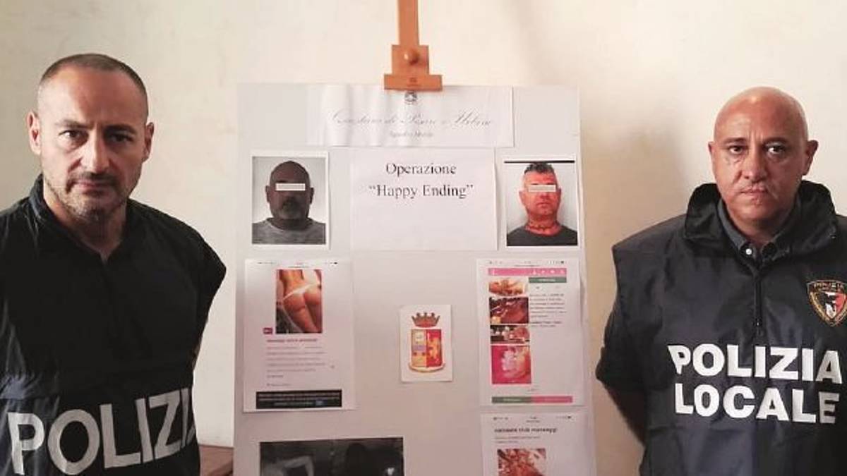 Casalinghe e impiegate, massaggi hard per far quadrare i conti