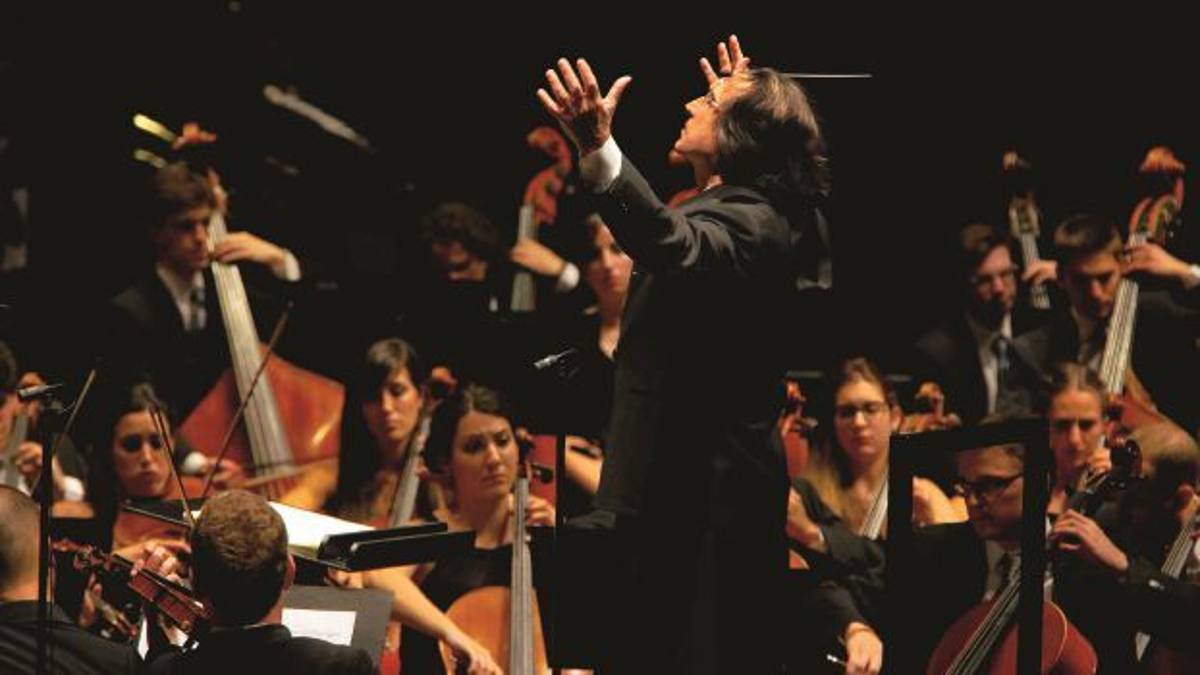 Muti rende omaggio al violinista Ricci con Wilfried Hedenborg