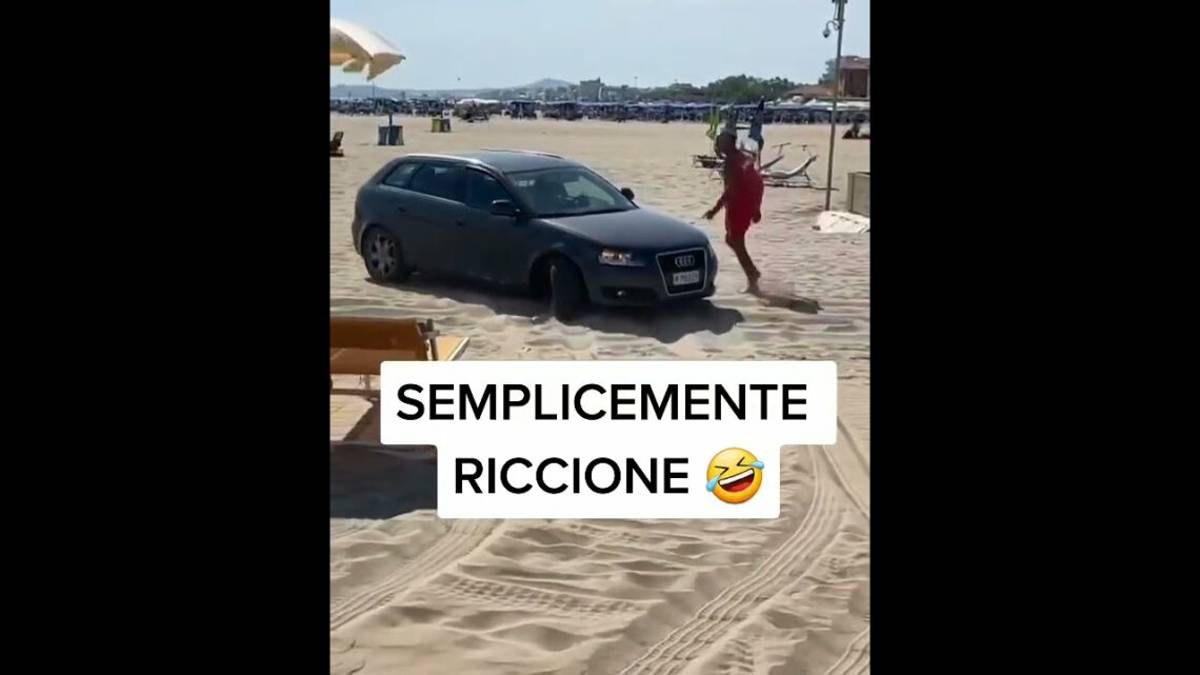 Il peggiore parcheggio del mondo? Lo hanno visto sulla spiaggia di Riccione
