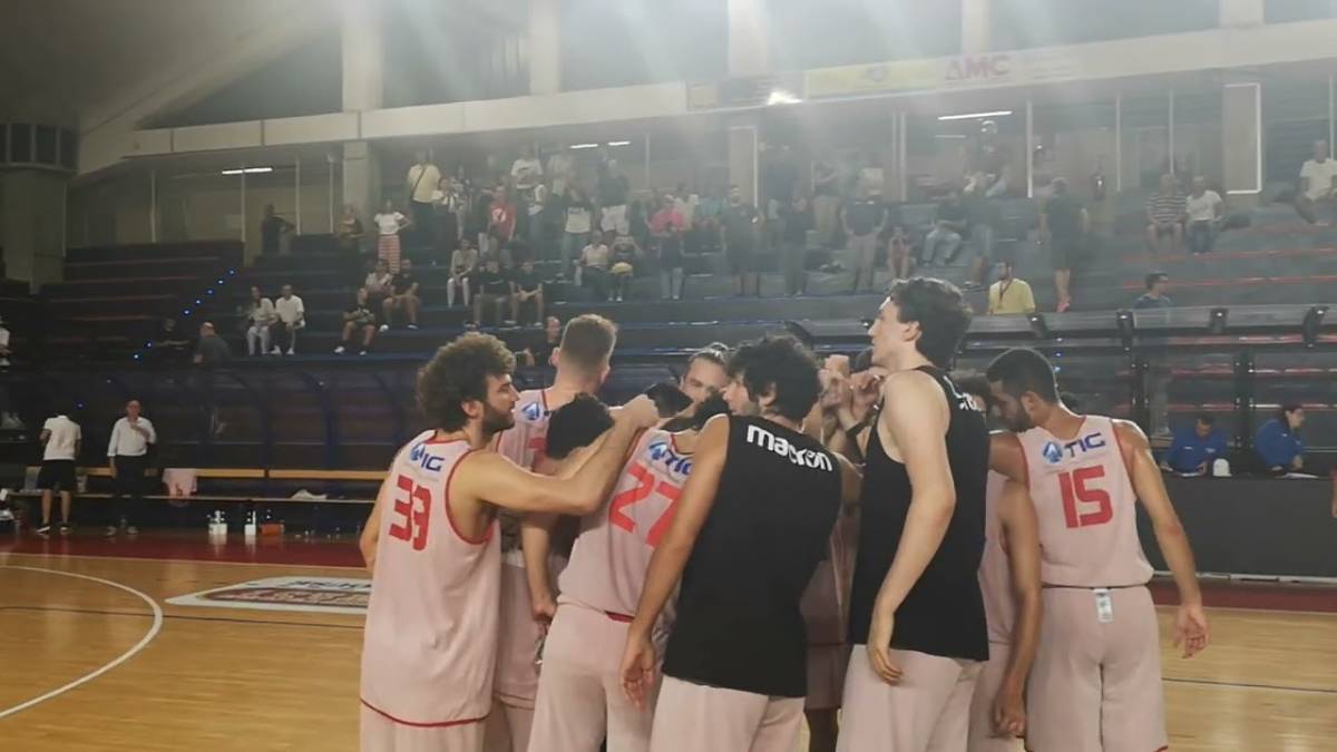 Basket B Supercoppa, Andrea Costa super contro Ozzano (92-70) VIDEO