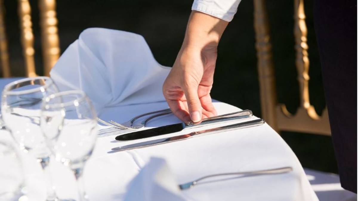 Ravenna. Lavoro nero, fuori busta e finti licenziamenti: multe e denunce a noto ristoratore
