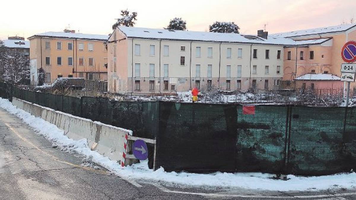 Quindici giorni per sistemare il cantiere