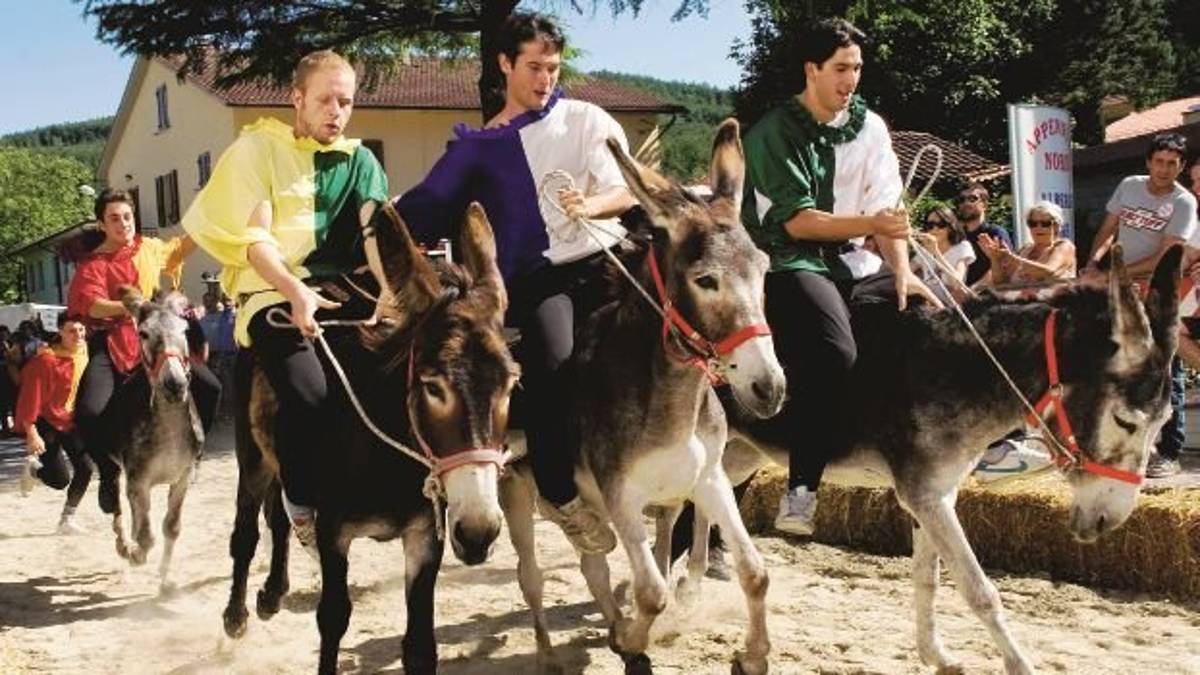 Palio dei Somari di Alfero, in sella anche le donne