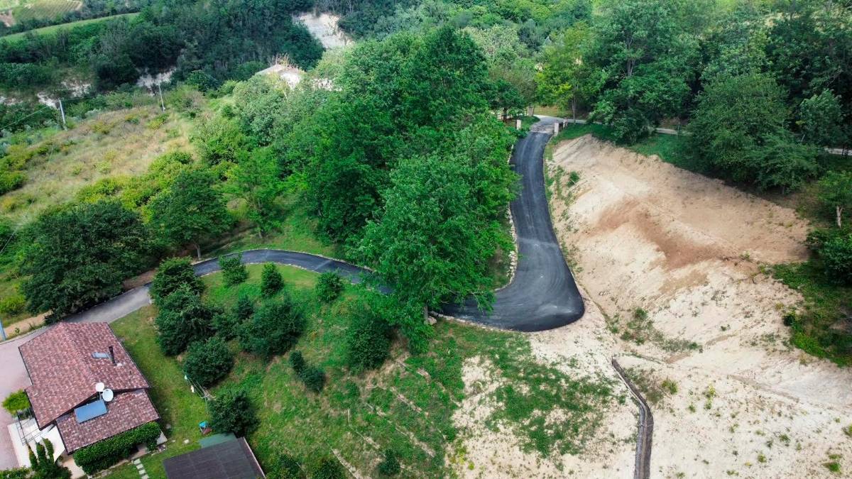 La zona di via Baccarella dove si mosse una frana pericolosa