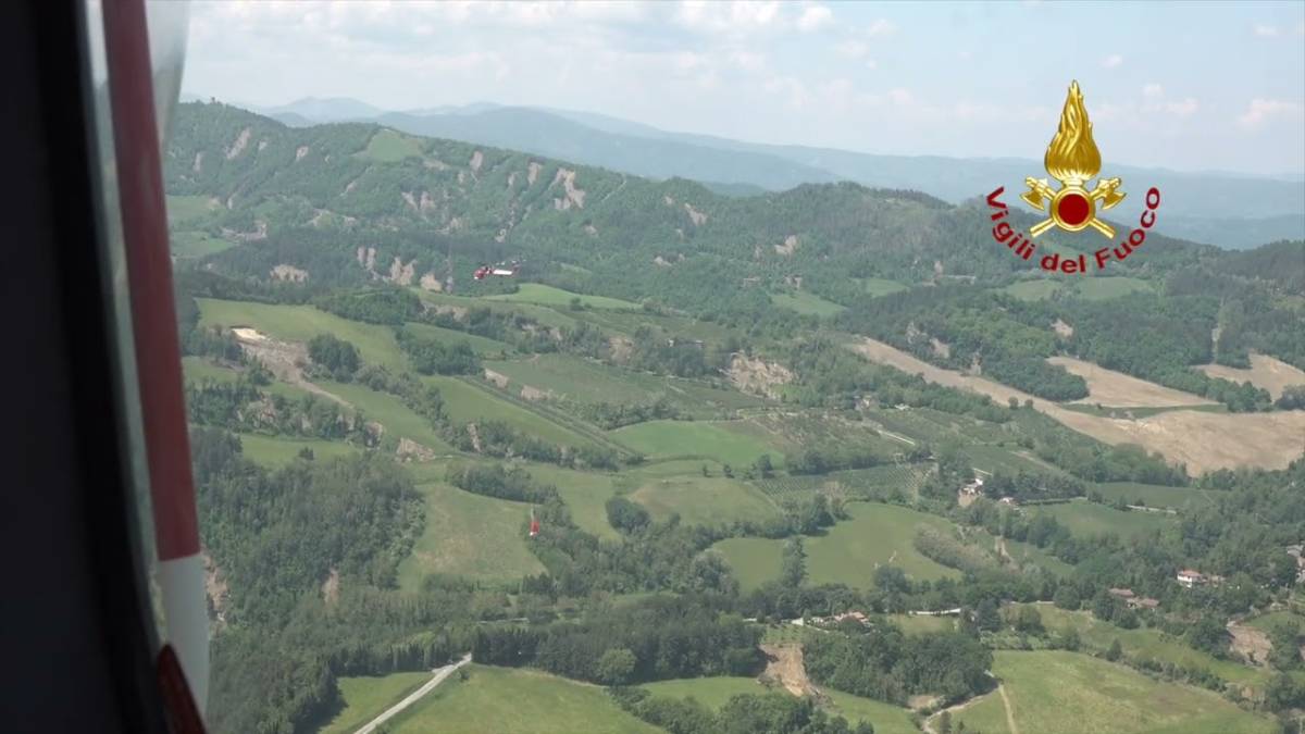 Casola Valsenio, soccorsi a famiglie e animali da parte dei Vigili del Fuoco VIDEO
