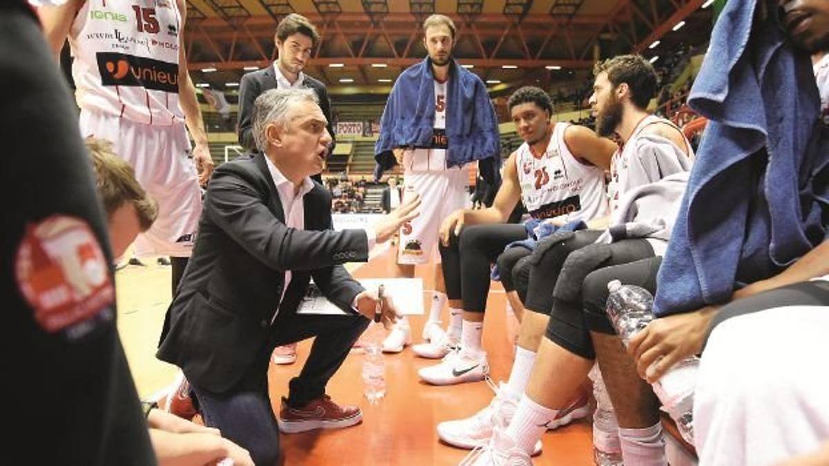 Ribaltone Unieuro Forlì, oggi il primo allenamento di Nicola