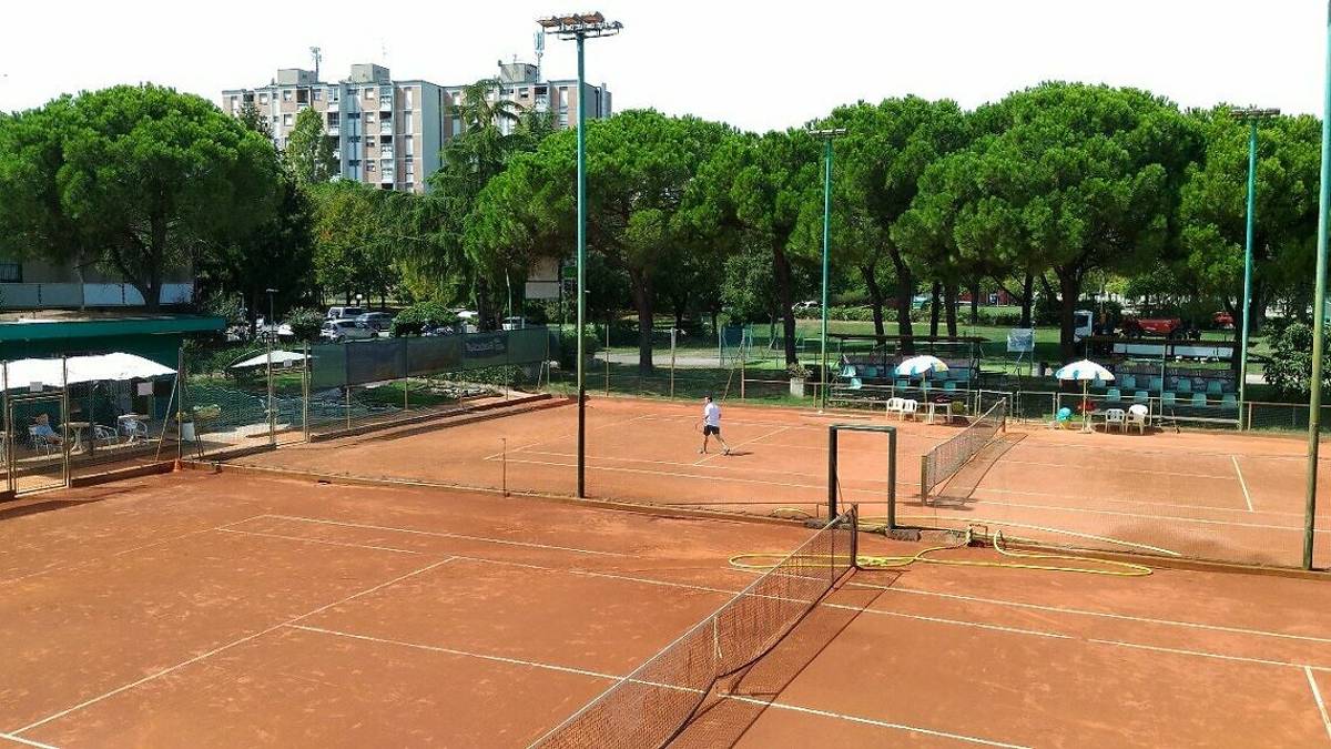 Tennis, Cirilli, Nibbio e Gallotti avanti tutta al Ct Cesarea
