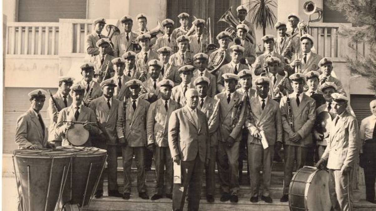 La cavalcata della Banda di Rimini. Il racconto di due secoli di musica