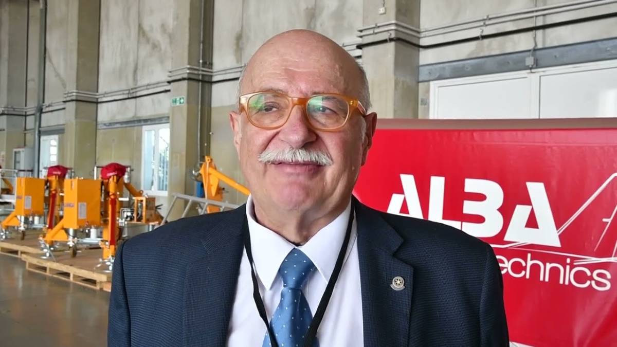 Forlì, corso per tecnici manutentori aeronautici VIDEO