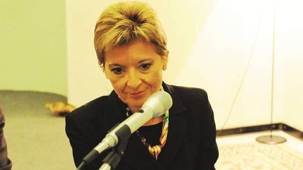 L'opposizione: «È un fatto grave un atto che non ha precedenti»
