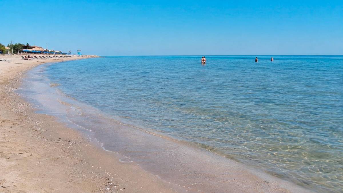 Ravenna, si può tornare a fare il bagno a Casalborsetti