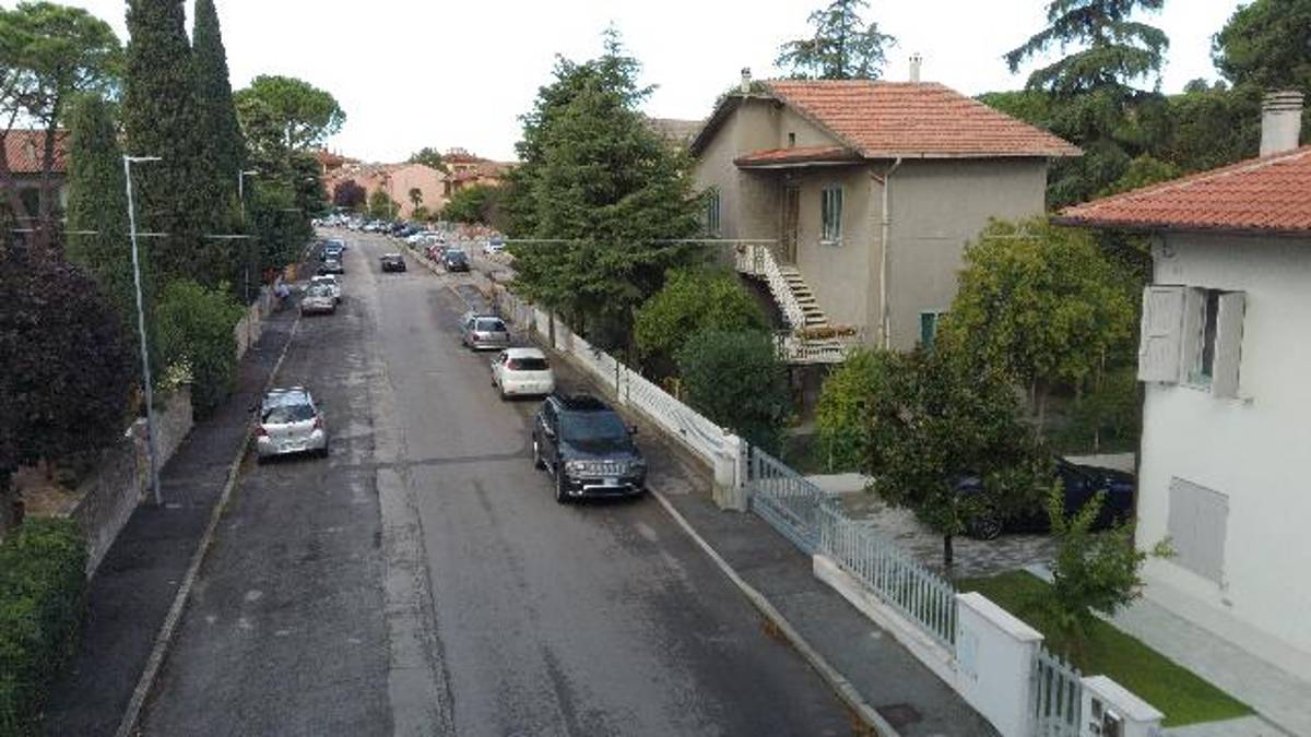 Strade pericolose, i residenti scrivono al Comune