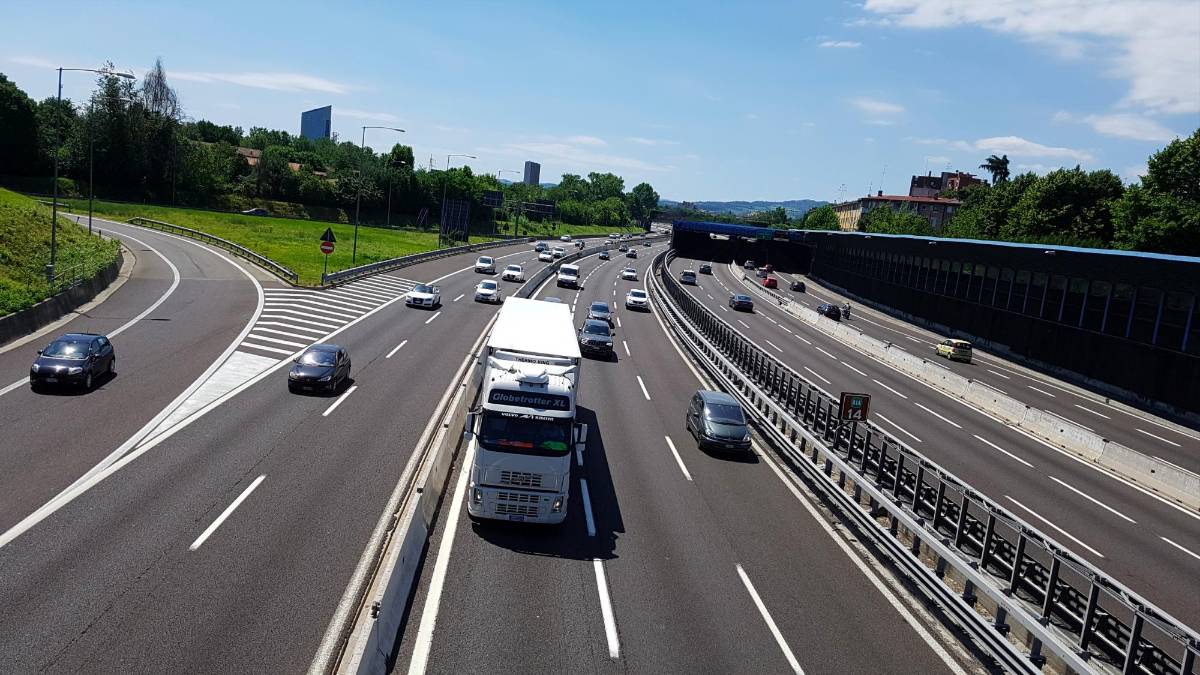 Emilia-Romagna. Da aprile in caso di smog velocità ridotta in autostrada