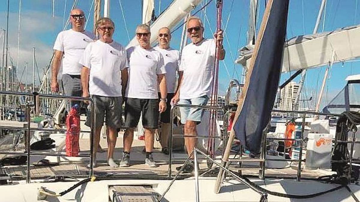 Tra balene e delfini la nostra rotta sull’Atlantico