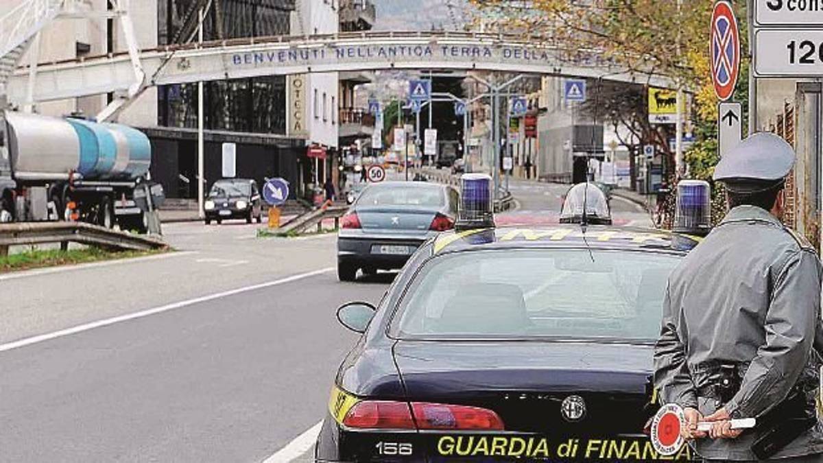 Targhe di San Marino vietate agli italiani