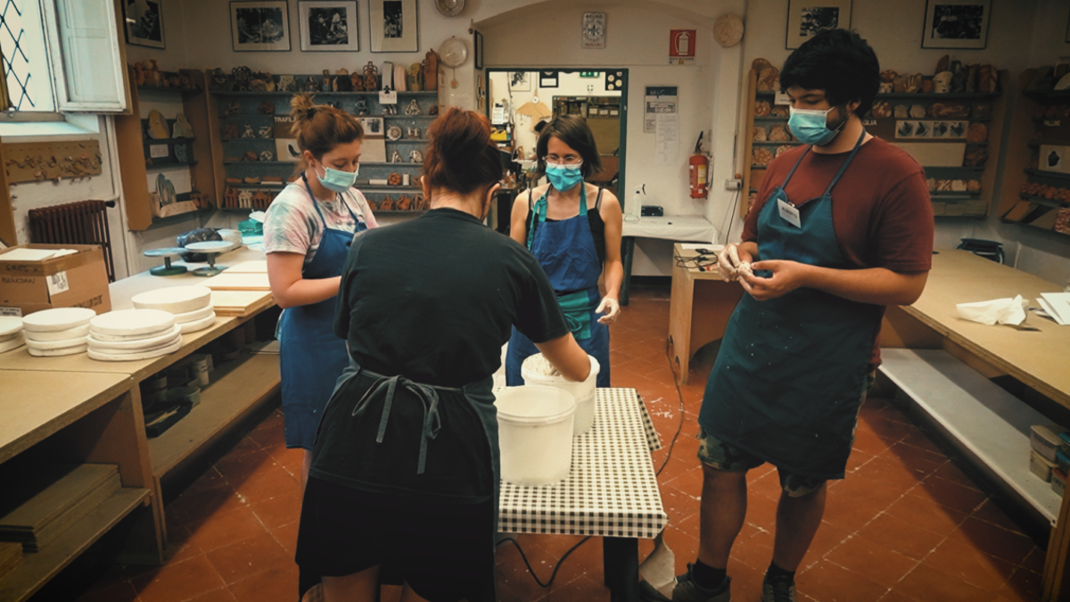 Faenza, le opere estive degli studenti in una mostra al Mic e all'Isia