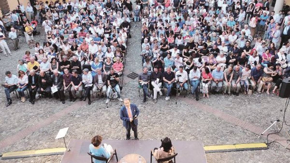 «C’è il vecchio che si ripropone». «No, io sempre lontana dai partiti»