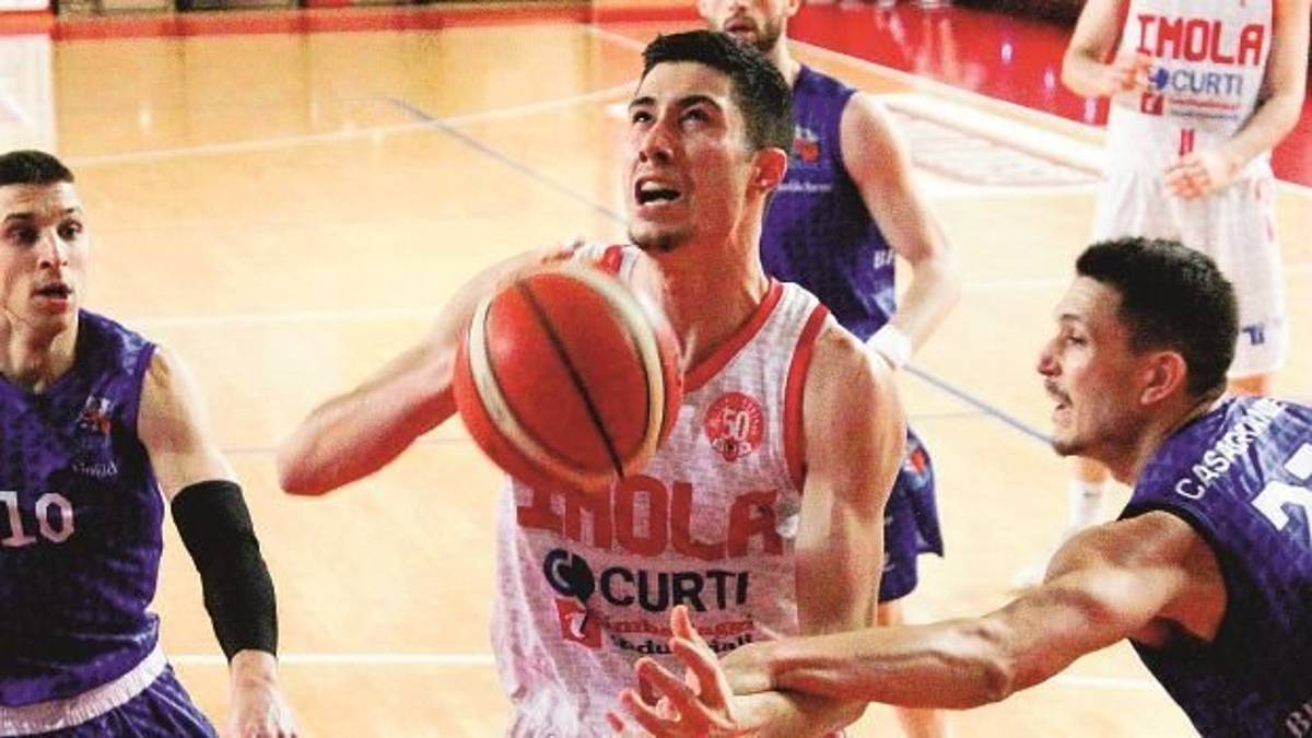 L’Andrea Costa Imola a Treviso ritrova l’ex Davide Alviti