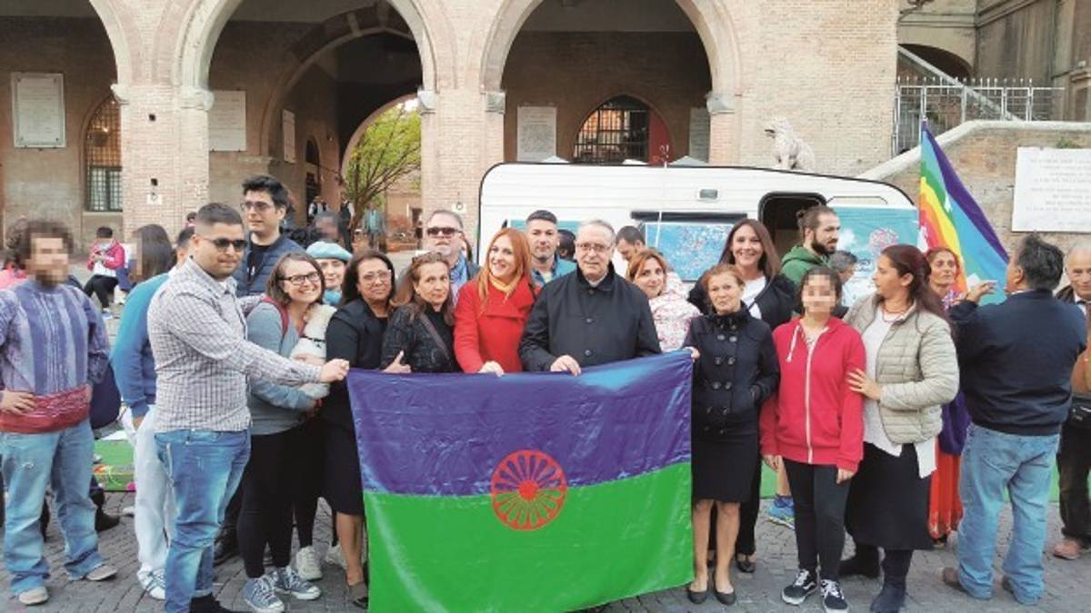 Nomadi, il Pd esulta: addio via Islanda. La Lega invoca Salvini: «Partita aperta»