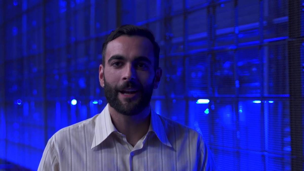 Sold out la tappa di Rimini di Marco Mengoni all'Rds Stadium - VIDEO