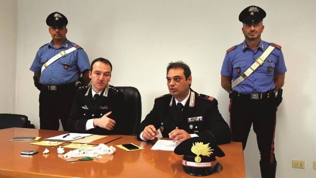 Cocaina da spacciare alla festa: scoperti e arrestati tre giovani