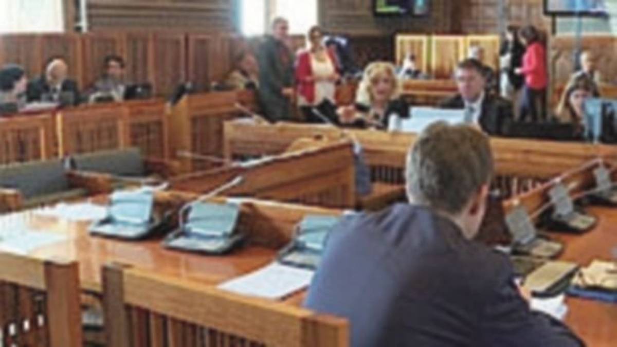 San Marino, polemiche, petizioni e sciopero Scuola, il decreto scalda l’Aula